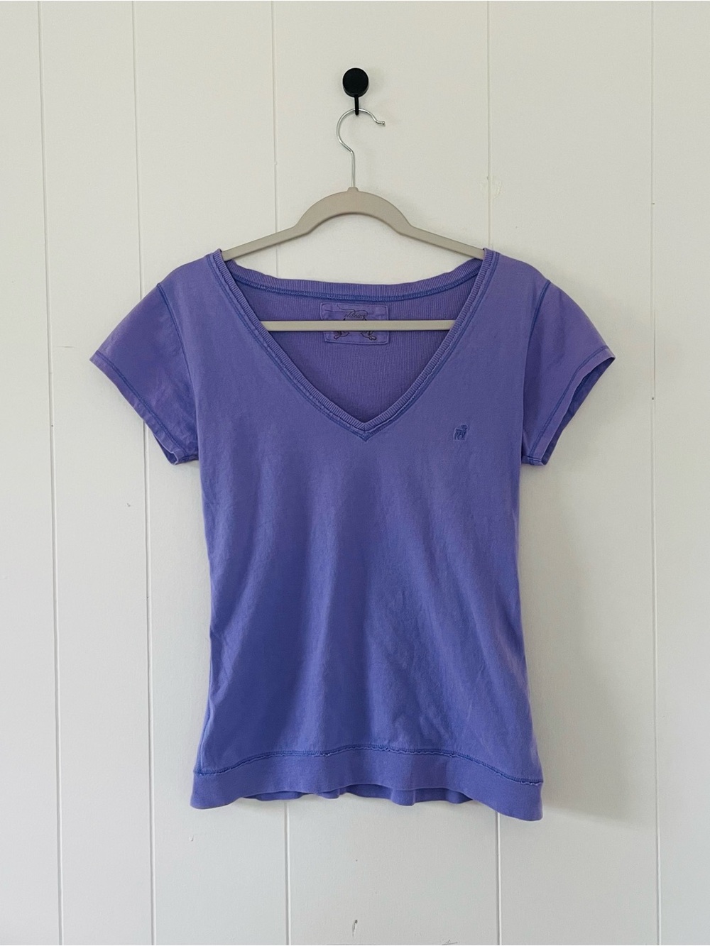 Old Navy Lilac V-Neck Short Sleeve Tee